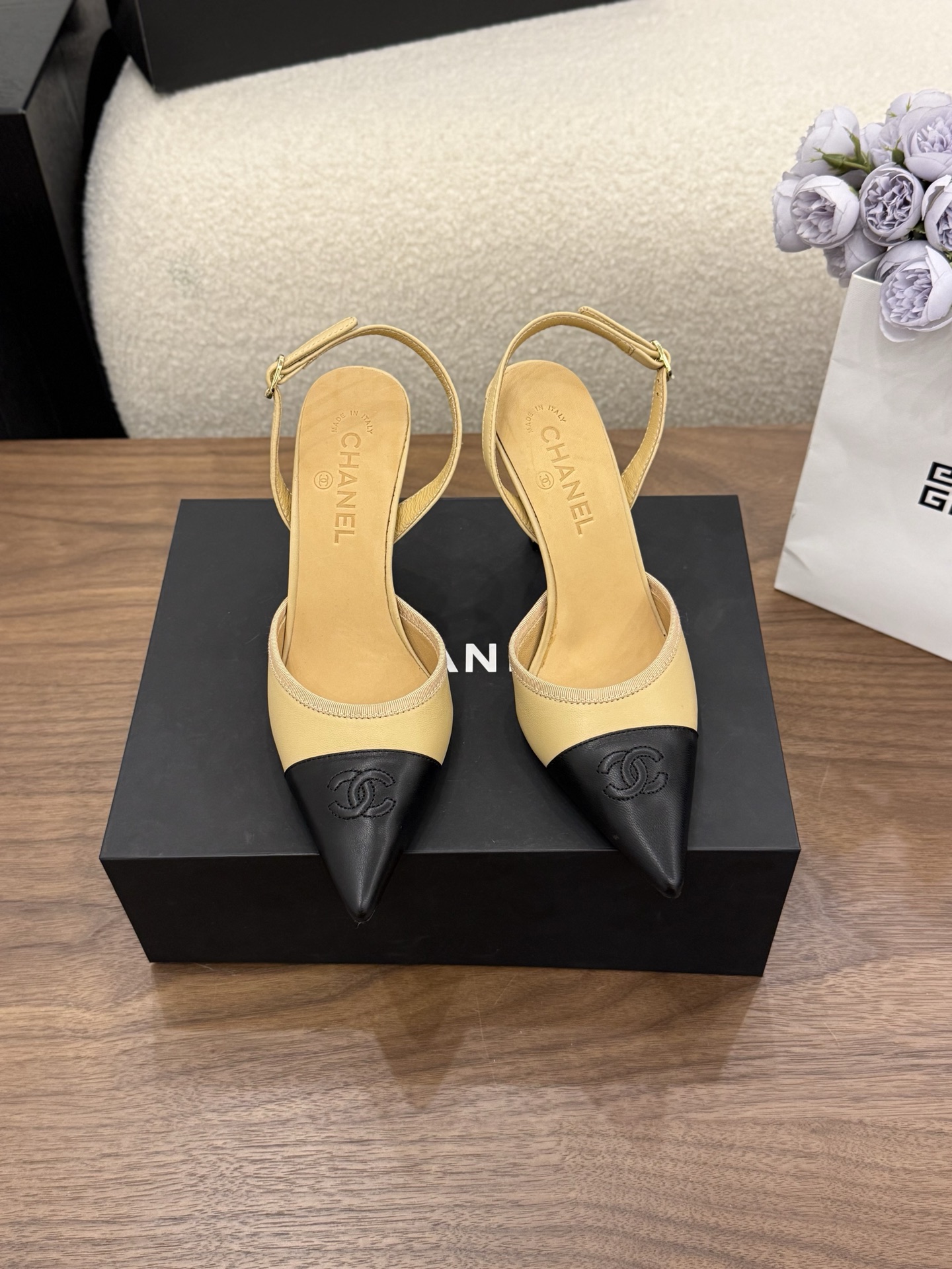 Women's high heels